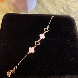 NWOT Blossom Clover Bracelet.